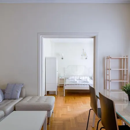 Apartment Beautiful 2bd Near Historic Center Of Athens