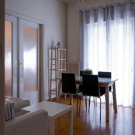 Beautiful 2bd Near Historic Center Of Apartment *