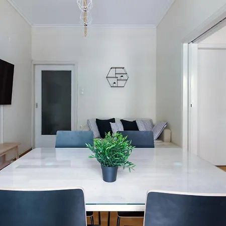 Beautiful 2bd Near Historic Center Of Apartment *