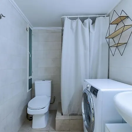 Beautiful 2bd Near Historic Center Of Athens